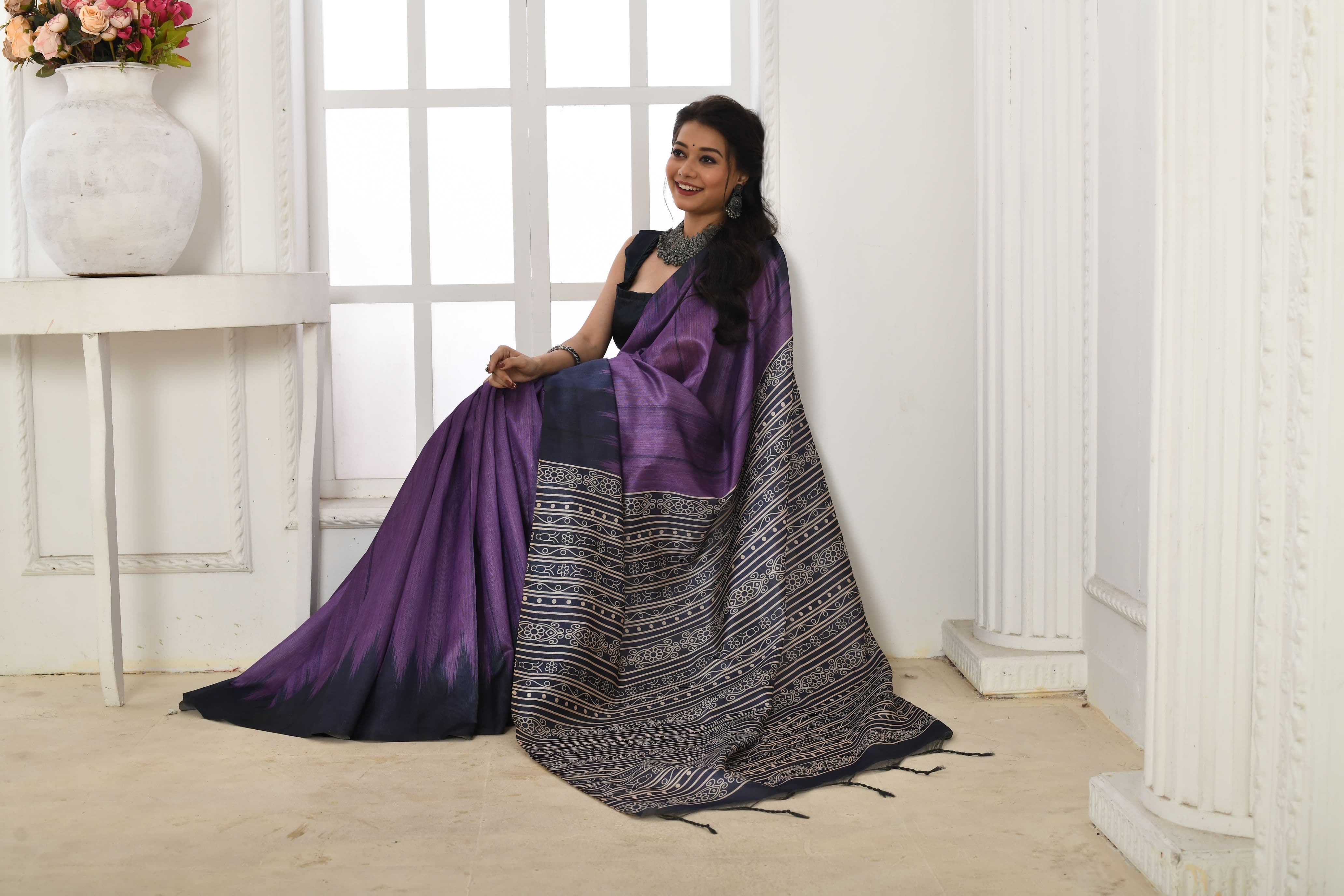 Soft Tussar Silk Saree with Temple Border & Printed Pallu