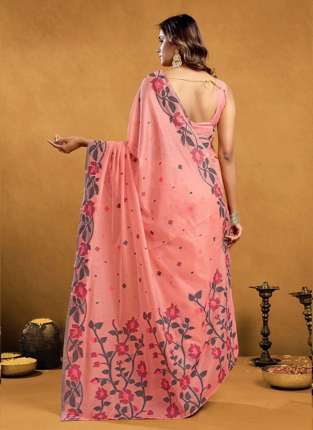Pure Spun Cotton Jamdani Saree with Floral Weaving Border & Pallu