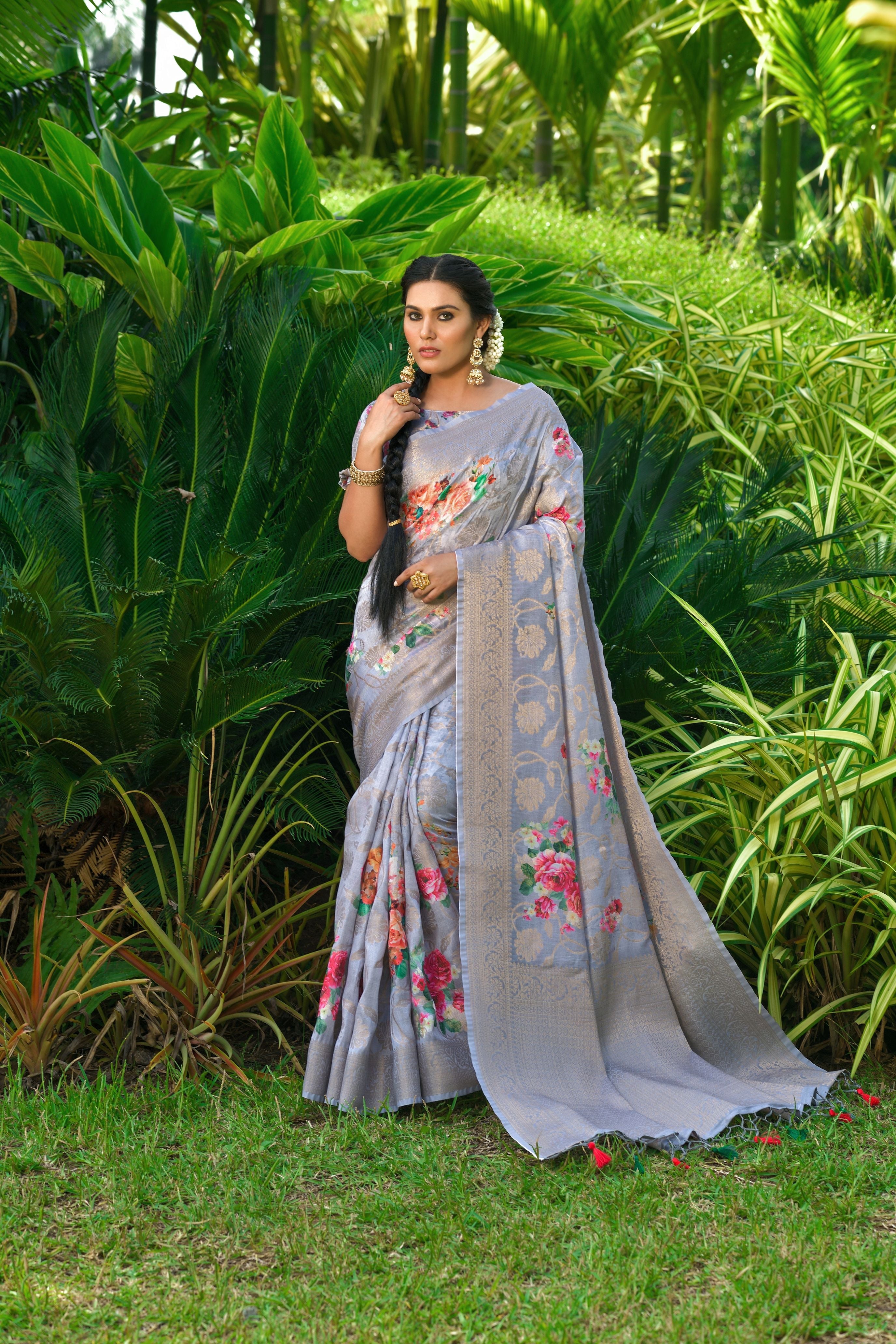 Elegant Grey Soft Munga Silk Saree – Heavy Designer Wevon & Digital Prints