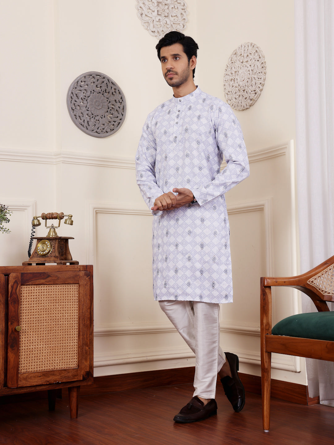 Light Purple Linen Kurta Set with Embroidery Work