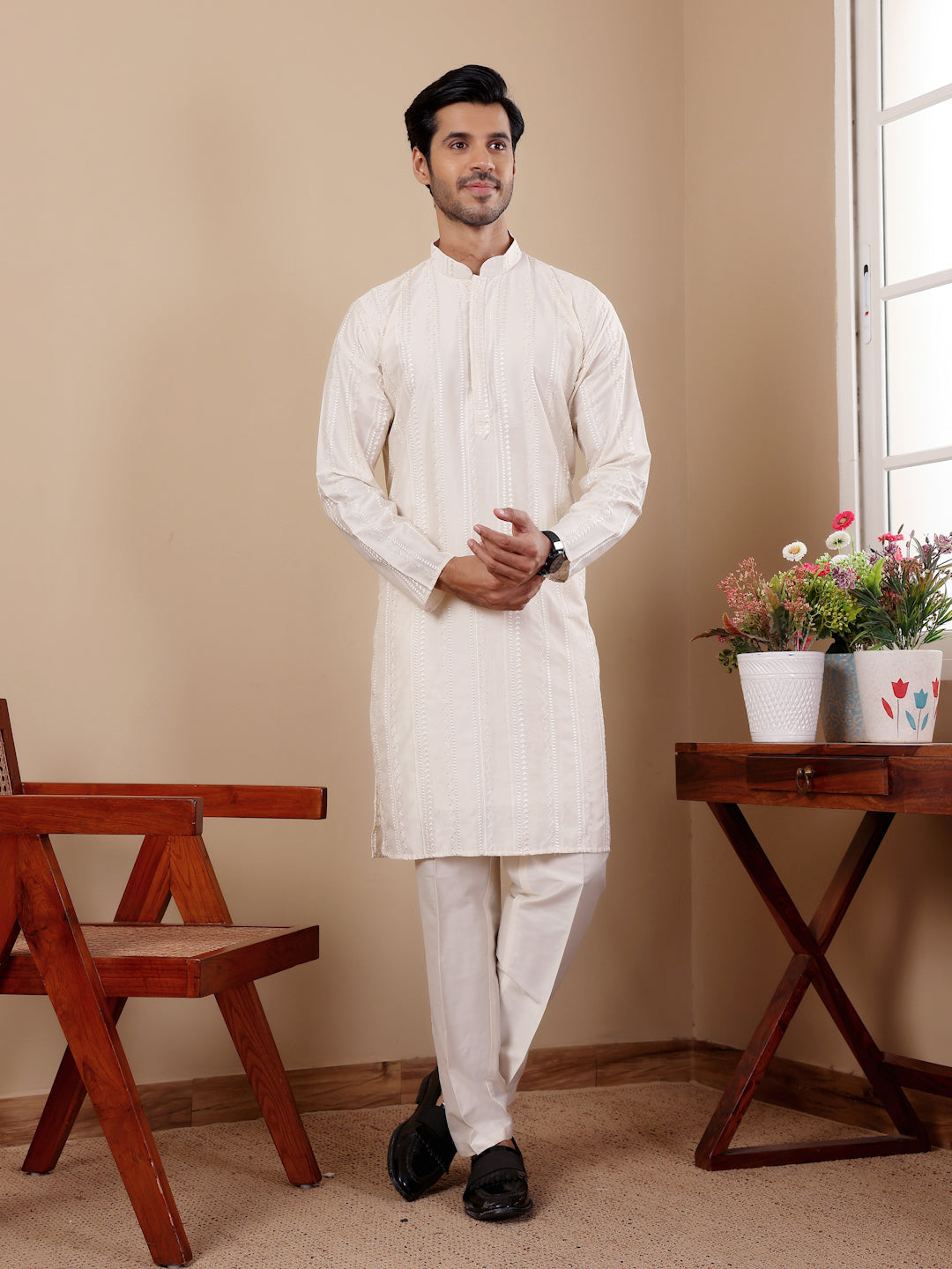 Elegant Off-White Chikankari Embroidered Men’s Kurta Pajama Set