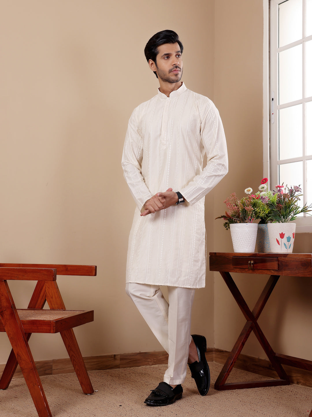 Elegant Off-White Chikankari Embroidered Men’s Kurta Pajama Set