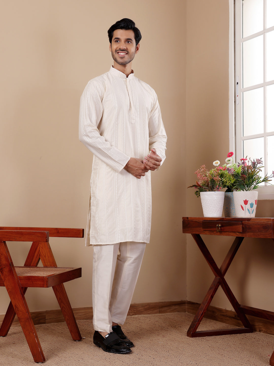 Elegant Off-White Chikankari Embroidered Men’s Kurta Pajama Set
