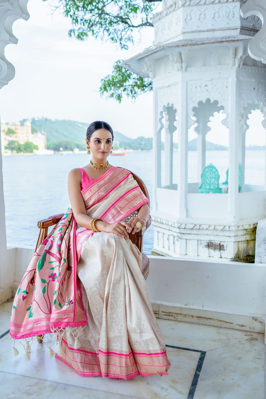 Ivory Cream Soft Kanjivaram Silk Saree with Pink Contrast Border & Rich Paithani Pallu